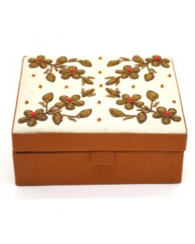 Beaded Floral Jewelry Box